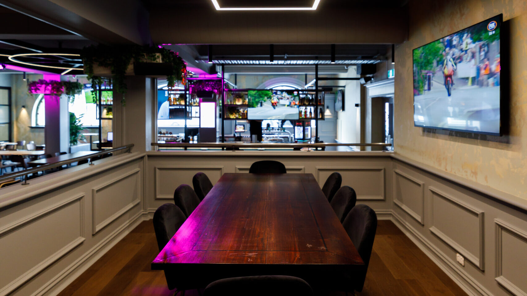 Harveys-Sports-Bar-And-Grill-6 (1)